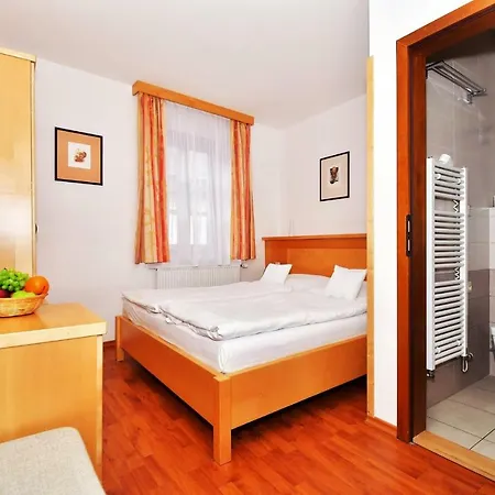 Na Ostrove 3*