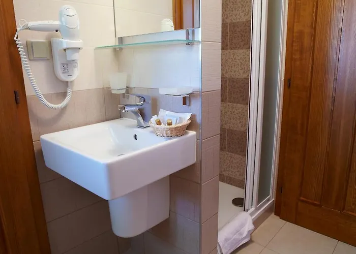 Na Ostrove Πανσιόν