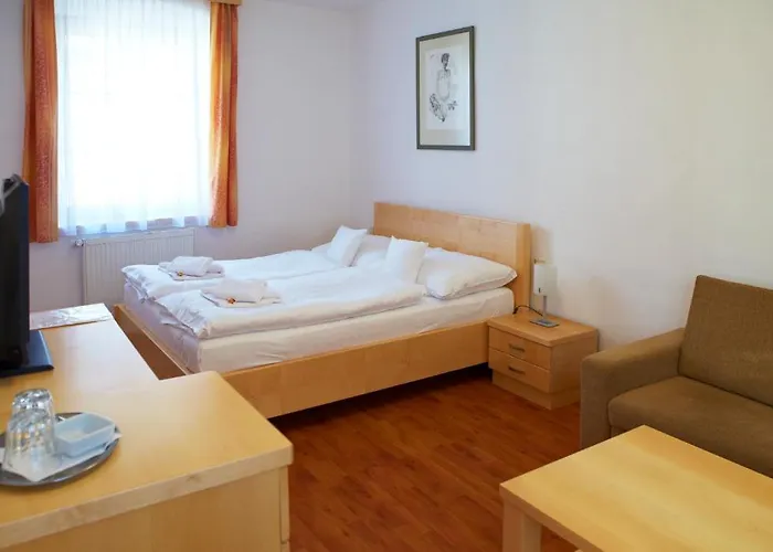 Na Ostrove Πανσιόν Český Krumlov